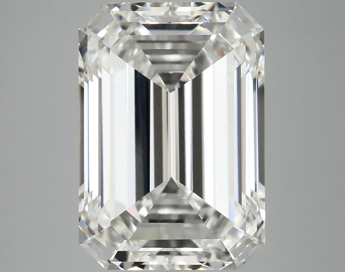 7.14 carat emerald lab-grown diamond, F VS1